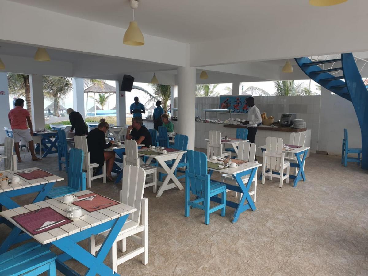 Djembe Beach Resort Kololi Exterior foto